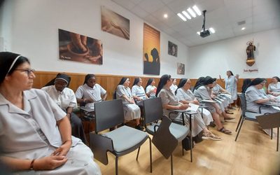 Asamblea de inicio de curso en España